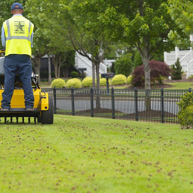 Follow this lawn aeration and dethatching services guide