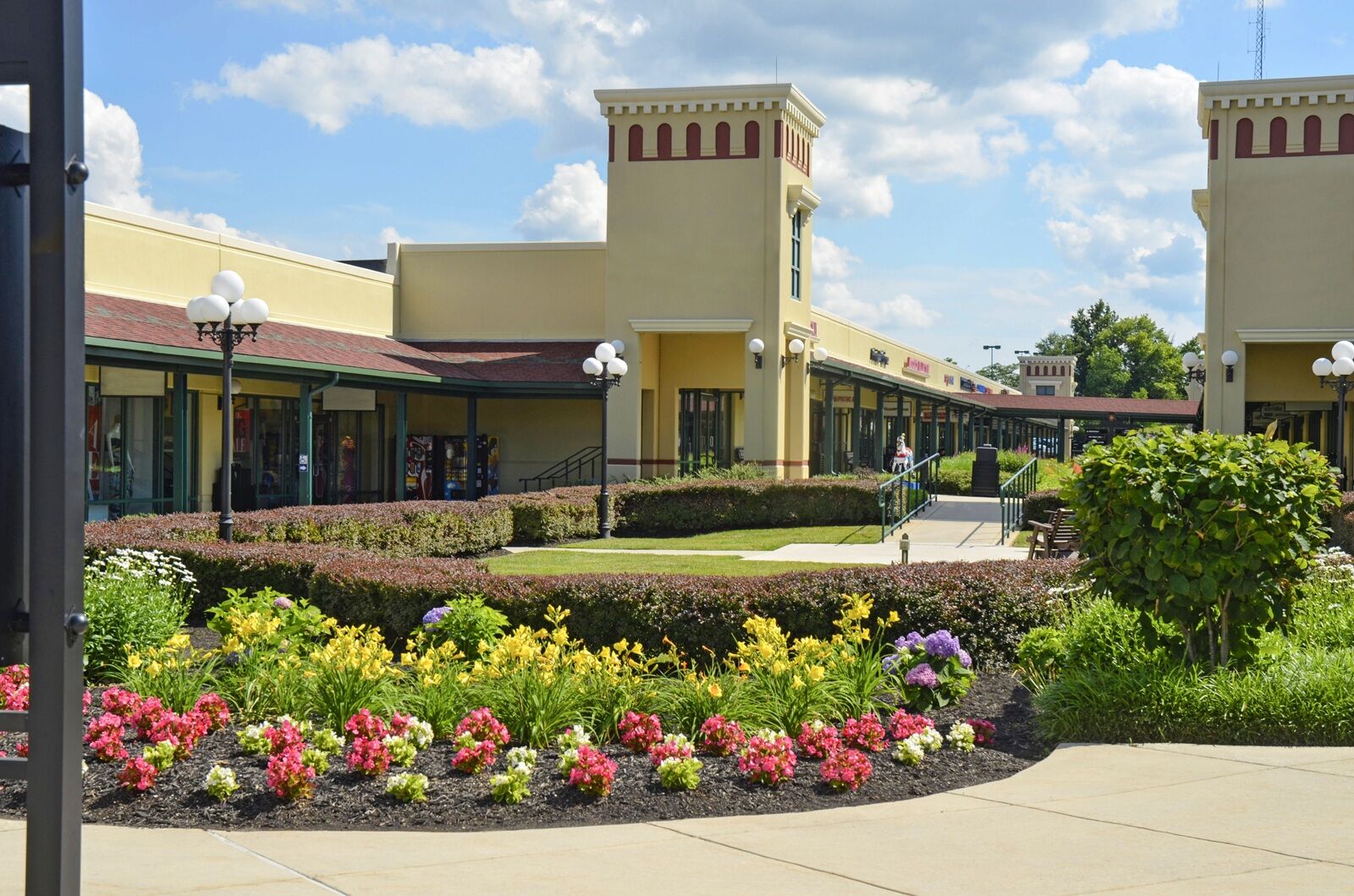 multi-site commercial landscaping
